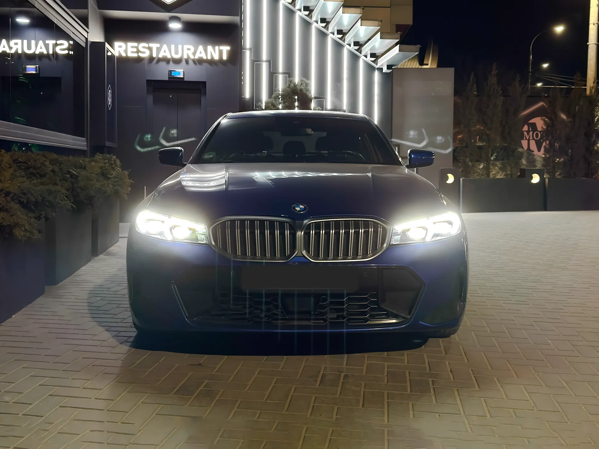 Închiriere BMW 330e G20 LCI în Moldova - AutoTerra