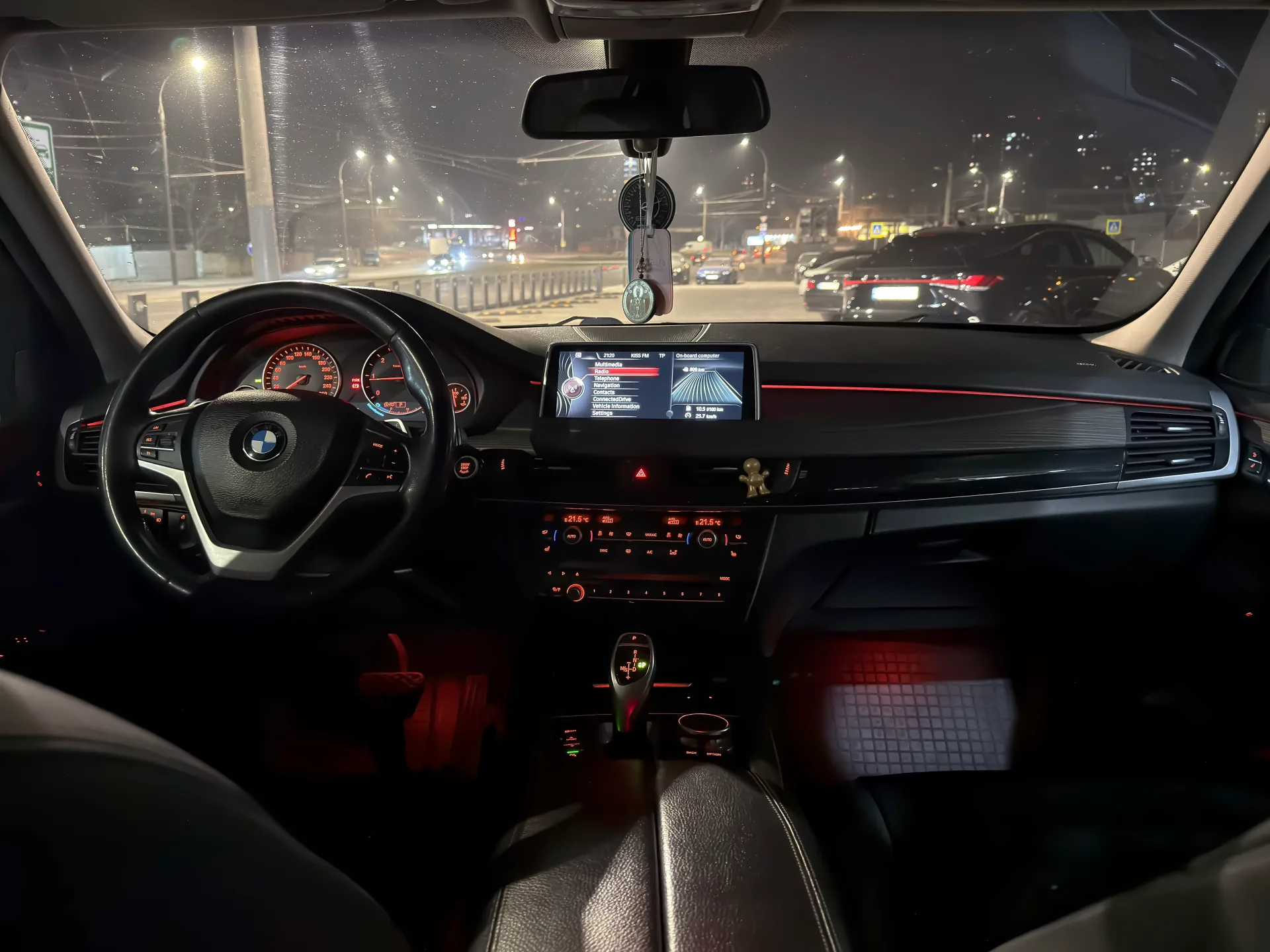 Închiriere BMW X5 F15 xDrive25d în Moldova - AutoTerra