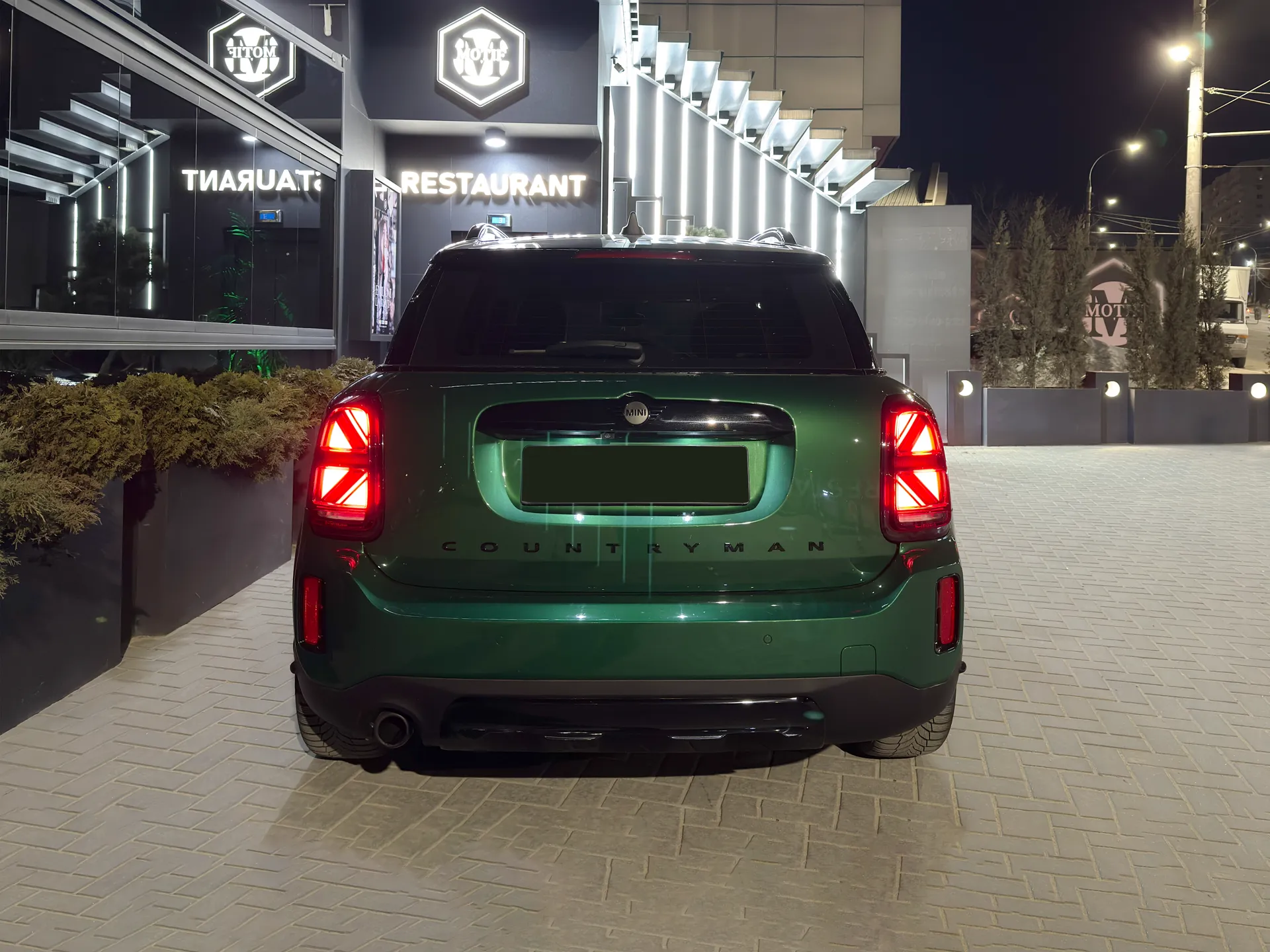 Închiriere MINI Cooper D în Moldova - AutoTerra