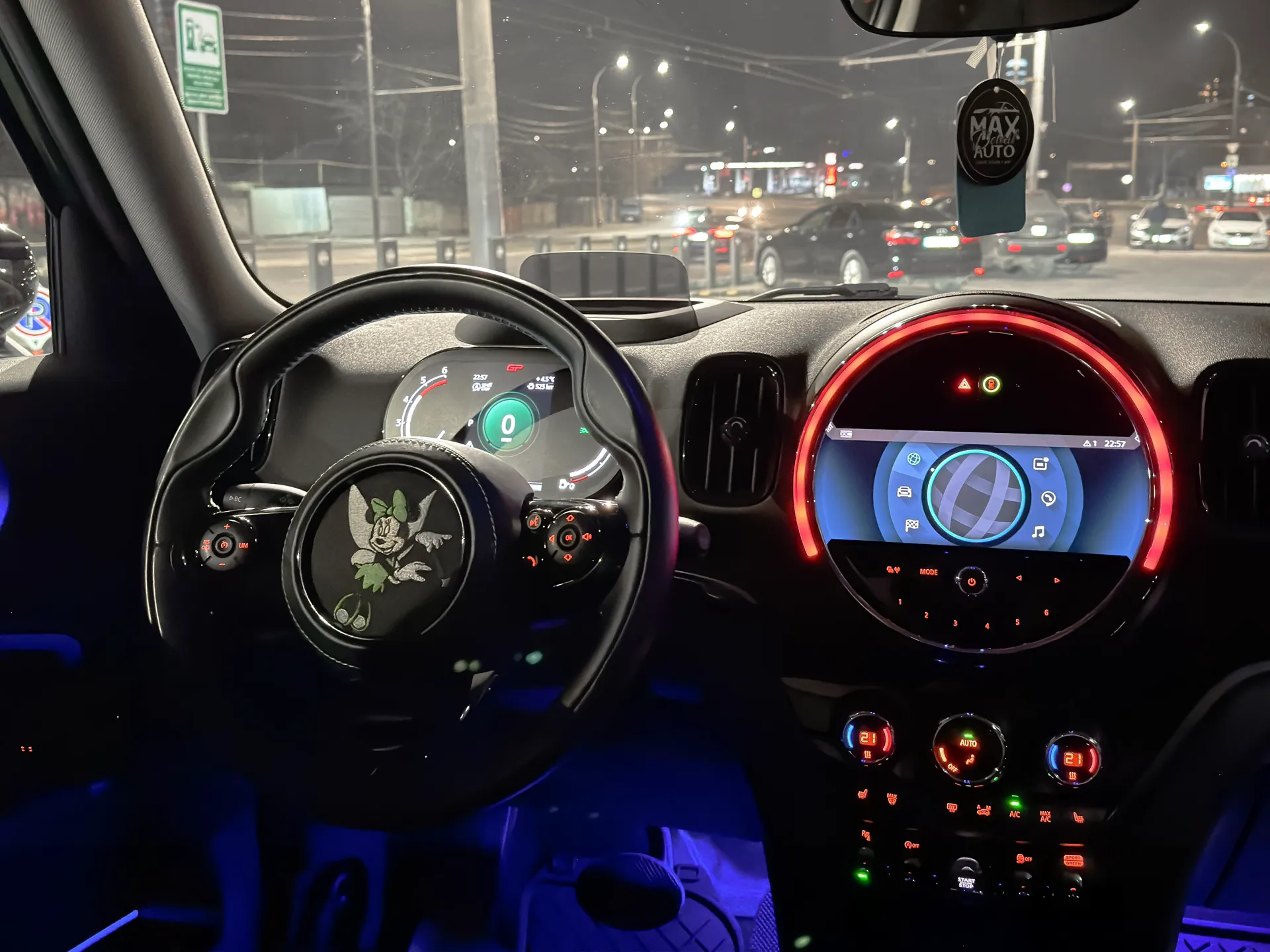 Închiriere MINI Cooper D în Moldova - AutoTerra